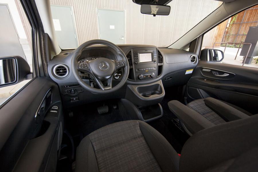  Mercedes-Benz Metris 2015 года  (фото 29 из 32)